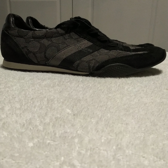 Authentic Coach Shoes - Picture 2 of 6